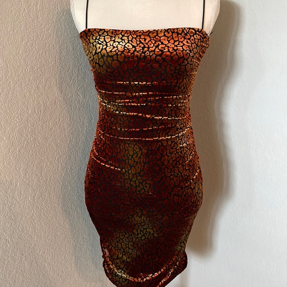 Windsor Tight Cheetah Velvety Dress Size Small - Picture 1 of 9
